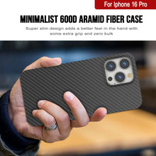 Cargar imagen en el visor de la galería, Funda Punkcase de fibra de carbono para iPhone 16 Pro [Serie AramidShield], ultradelgada y ligera, de Kevlar [negra]
